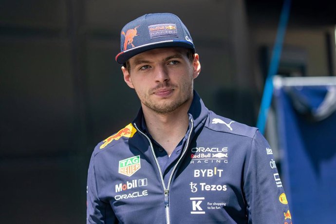 08 July 2022, Austria, Spielberg: Dutch Formula One driver Max Verstappen of team Red Bull Racing, arrives at the Red Bull Ring ahead of the Formula One Austrian Grand Prix . Photo: Expa/Johann Groder/APA/dpa