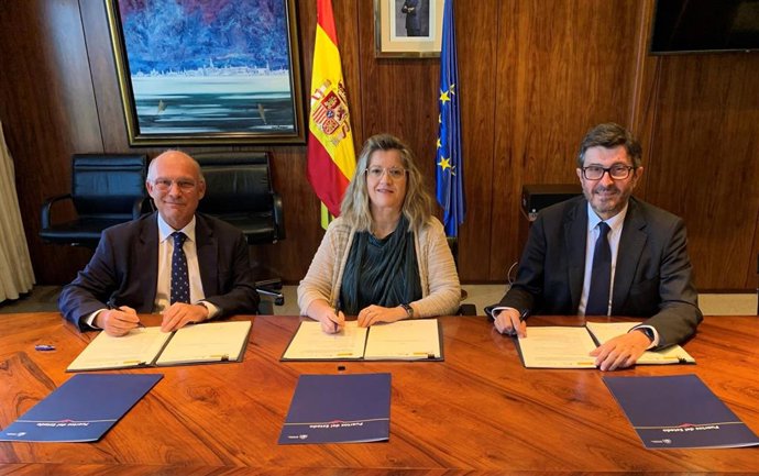 Firma del  convenio de conexión entre Adif, Puertos del Estado y la Autoridad Portuaria de Málaga