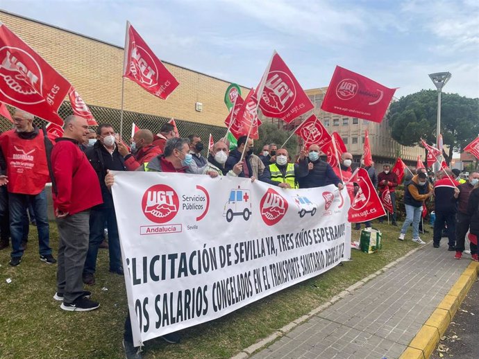 Archivo - Protestas de archivo de UGT-A.