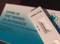 Andalucía suma 7.260 contagios Covid y 46 muertes, registra 728 hospitalizados y la tasa en mayores de 60 sube a 561,9
