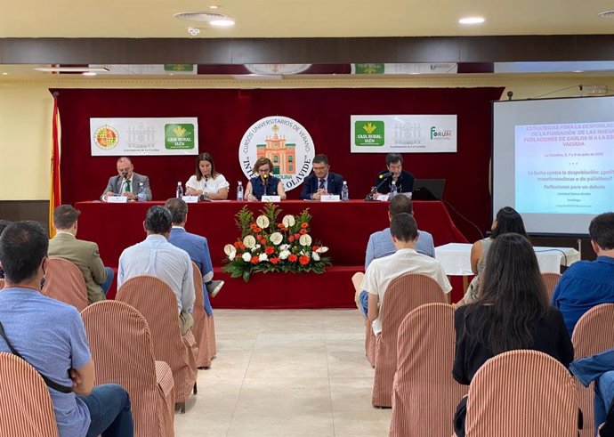 Clausura de los cursos de verano de la UJA en La Carolina