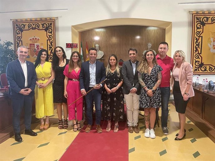 Javier Perales tras tomar posesión como alcalde de Linares.