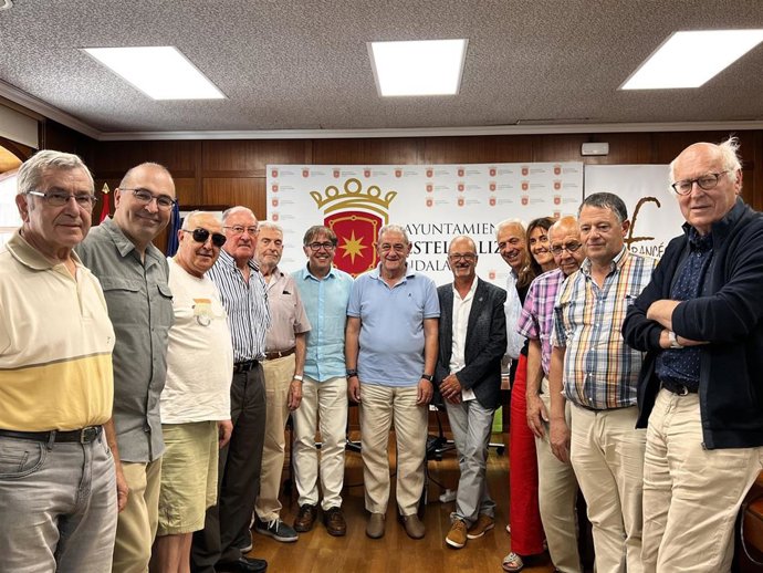 La Asociación Riojana de Amigos del Camino de Santiago, parte de la directiva del Camino francés ostentando la tesorería