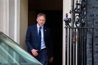 El ministro de Transportes británico, Grant Shapps, se suma al pelotón de candidatos a suceder a Johnson