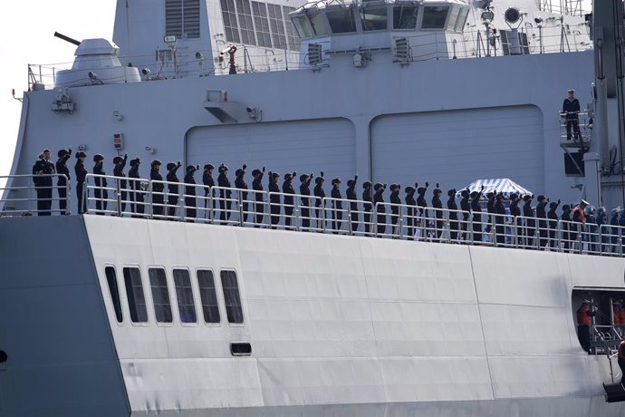 Archivo - Imagen de archivo de un barco de la Armada de China durante una parada en Australia.