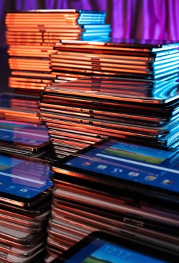 Donación del Grupo Dia al 'Banco de Recursos Digitales' de Fundación Adelias