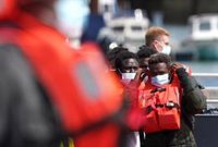 Casi 150 migrantes han conseguido cruzar el Canal de la Mancha durante el fin de semana