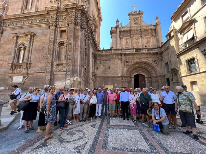 Fotonoticia/ 45 Agentes De Viajes Y Prescriptores Visitan La Región Para Reactivar El Programa De Vacaciones Senior Primavera Austriaca