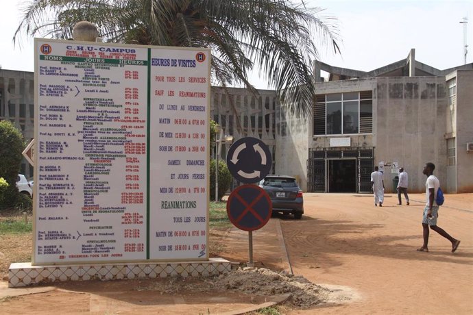 Archivo - Hospital universitario de Lomé, en la capital de Togo