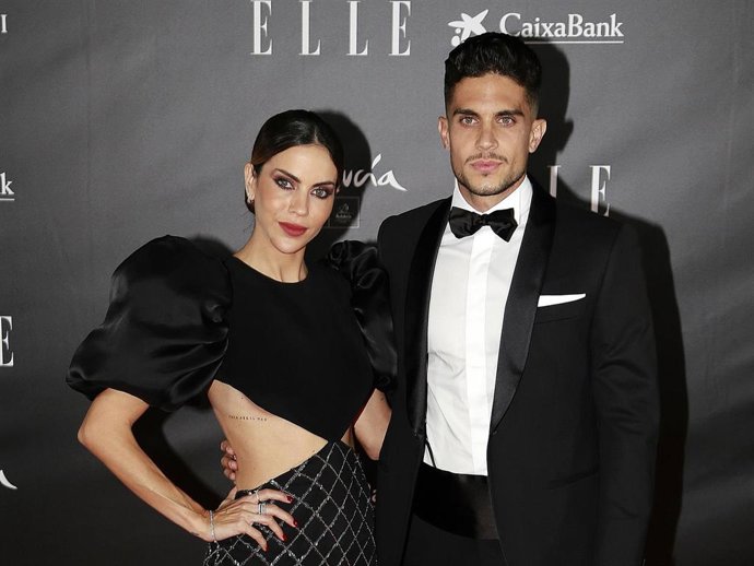 Marc Bartra y Melissa Jiménez