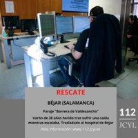 Rescatado un escalador tras una caída de tres metros en Béjar