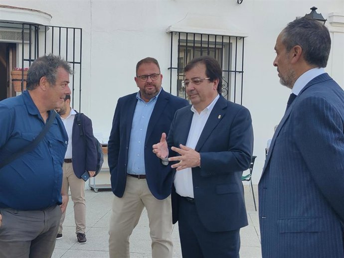 El presidente de la Juna, Guillermo Fernández Vara, en la Jornada Internacional sobre Transformaciones Agrarias y Biodiversidad de la Fundación Migres.