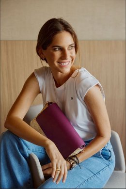 Lourdes Montes presenta para Silbon la línea de bolsos más solidaria del mercado.