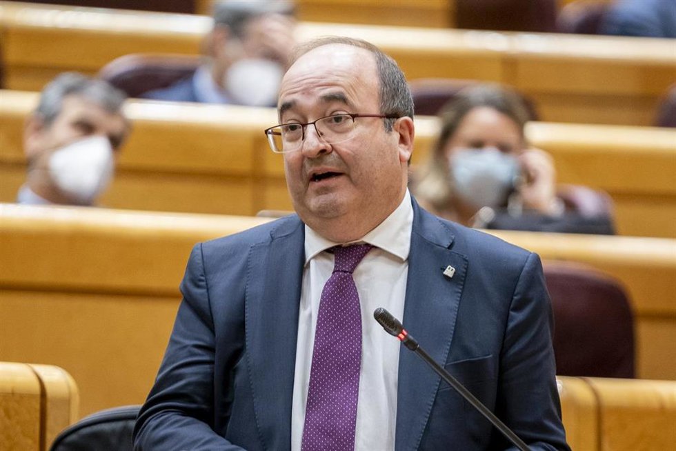 Archivo - El ministro de Cultura y Deporte, Miquel Iceta