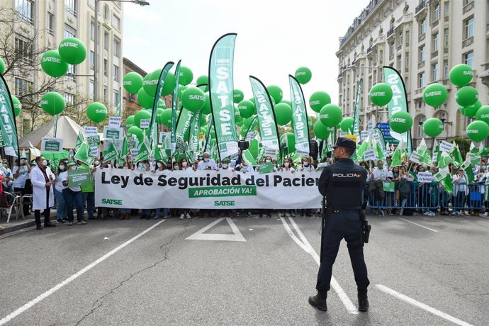 Archivo - Concentración de Satse. Archivo.