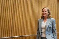 Calviño dice que España se prepara para "cualquier eventualidad" en el suministro de gas de cara al otoño