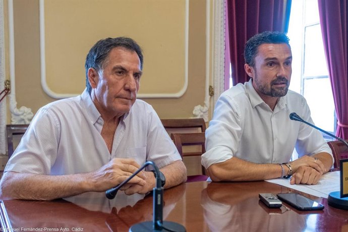 Presentación jornadas sobre memoria histórica con Martín Vila y Antonio Chico