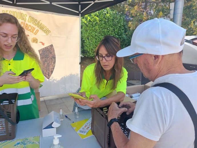 Cerca de 5.000 domicilios jacetanos usan ya el contenedor marrón para recogida de residuos orgánicos.