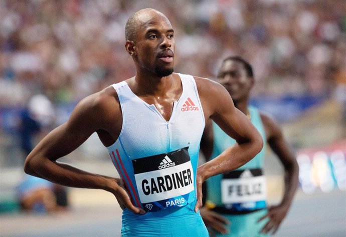 El atleta Steven Gardiner en la reunión de la Diamond League en París en junio de 2022.