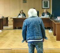 Acepta dos años de cárcel un vigués que acuchilló a su hija en legítima defensa