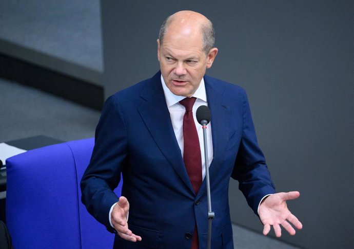 06 July 2022, Berlin: German Chancellor Olaf Scholz speaks during the government questioning in a plenary session of the German Parliament (Bundestag). Photo: Bernd von Jutrczenka/dpa