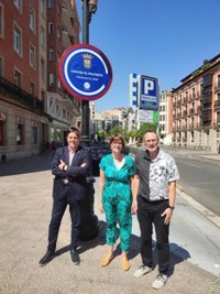 Logroño se suma a la campaña 'Municipio contra el Maltrato, Tolerancia Cero' e instala dos señales identificativas
