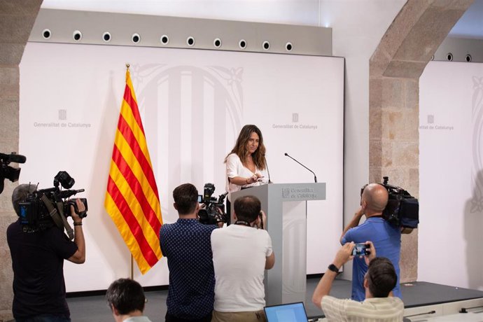 La portavoz del Govern Patrícia Plaja, comparece en rueda de prensa tras el Consell Executiu, en el Palau de la Generalitat, a 12 de julio de 2022, en Barcelona, Cataluña (España).