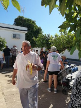 Vecinos de Guadajoz en un desayuno organizado por el Concejal de Salud y Consumo y Mayores del Ayto. De Carmona