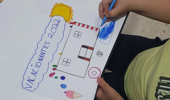 El programa Vacacionantes contra la violencia de género beneficia a más de 65.000 mujeres y niños