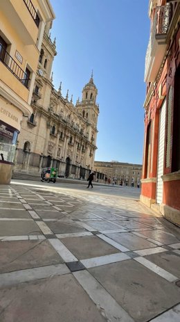 Vista de la Catedral desde la calle Maestra.