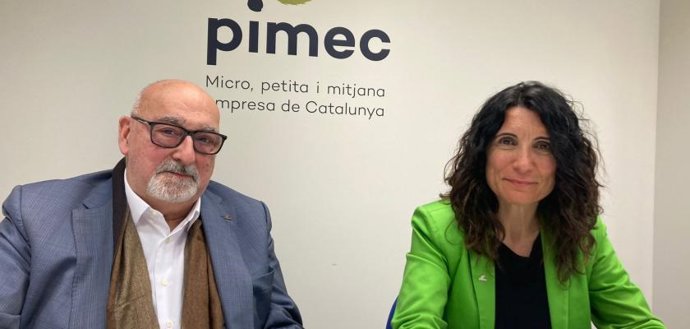 Archivo - El president de PimeComer, lex Goñi, i la directora de la patronal, Pilar Minguez