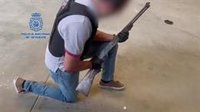 La Policía Nacional encuentra en Alcantarilla un arma que había sido sustraída en Elche en 1996