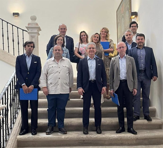 Junta directiva de Empresa Familiar.