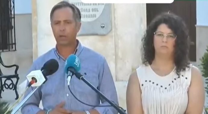 El exalcalde de La Roda, Juan Jiménez, comparece ante los medios de comunicación tras el cese por parte de la regidora.