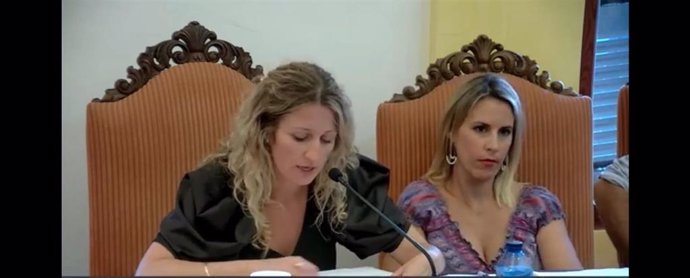 La presidenta del PP de Manacor, Maria Antnia Sansó, y la regidora 'popular' Maria Bel Bauzá