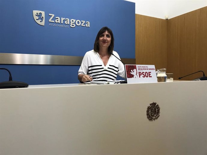 La portavoz del grupo municipal del PSOE en el Ayuntamiento de Zaragoza, Lola Ranera