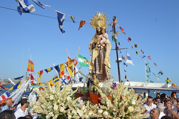 Archivo - Procesión de la Virgen del Carmen en Punta Umbría (Huelva). Archivo. 