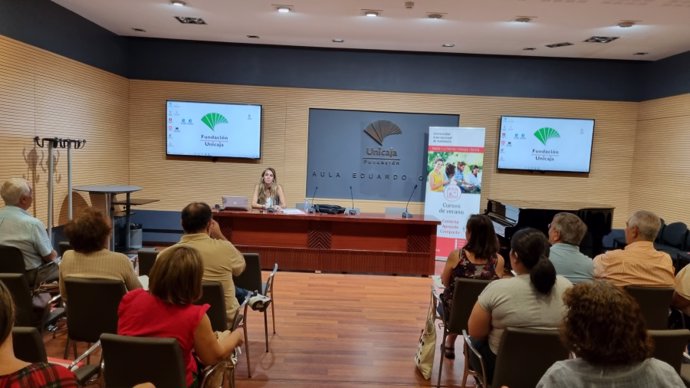 Sede Tecnológica de UNIA en Málaga aborda el flamenco desde la experiencia con perspectiva de género en un curso