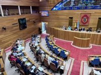 Acuerdo sobre medicina interna en un debate en que PSdeG contrapone "estabilidad" frente a "plazas de mierda"