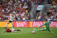 España se complica la vida ante Alemania