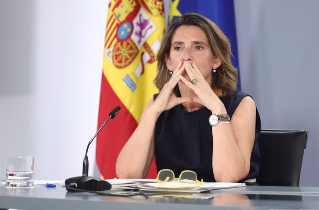 La vicepresidenta tercera y ministra para la Transición Ecológica y el Reto Demográfico, Teresa Ribera, en una rueda de prensa tras la reunión del Consejo de Ministros en Moncloa, a 11 de julio de 2022, en Madrid (España).