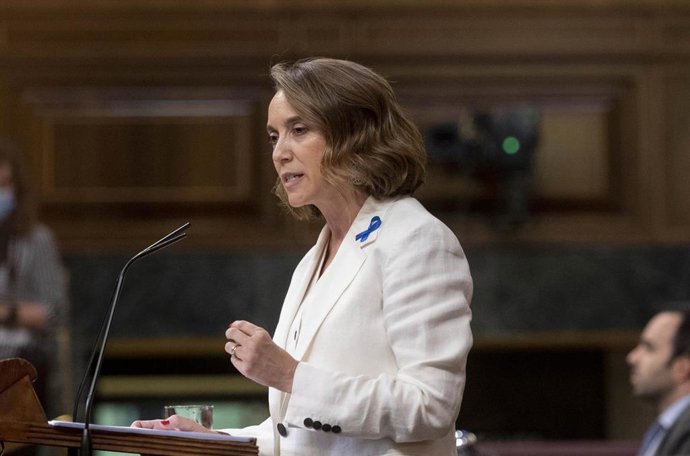 La secretaria general y portavoz del PP, Cuca Gamarra, interviene durante la primera jornada de la 26 edición del Debate sobre el Estado de la Nación, en el Congreso de los Diputados, a 12 de julio de 2022, en Madrid (España).