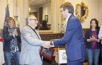 Fallece Iñaki Añua, gestor cultural que ocupó la dirección del Festival de Jazz de Vitoria durante 40 años