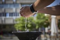 Aguirre, ante la ola de calor: "Prudencia, beber mucho líquido y mantenerse en casa lo más fresquito posible"