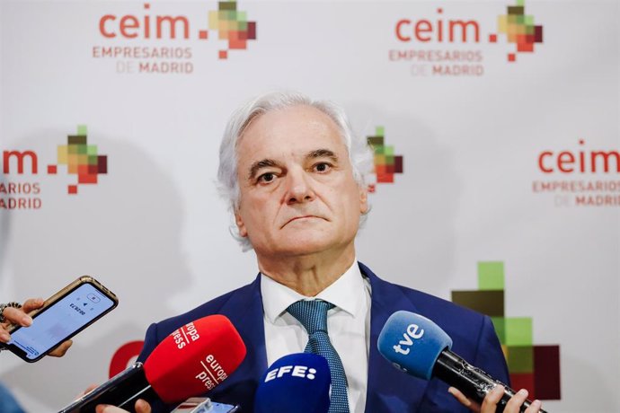 El presidente de CEIM, Miguel Garrido, ofrece declaraciones a los medios durante la clausura de la Asamblea General 2022 de la Confederación Empresarial de Madrid-CEOE (CEIM), a 21 de junio de 2022, en Madrid (España).