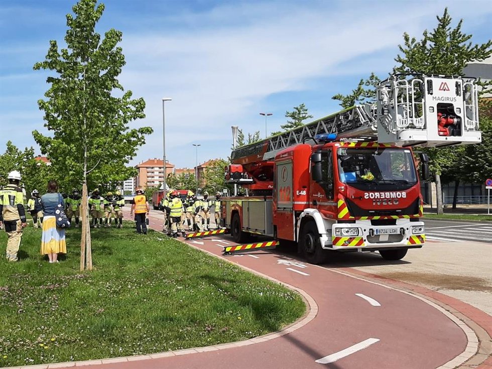 Archivo - Curso de formación para los bomberos de Logroño