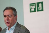 Espadas anima a Moreno a "complementar" el plan anticrisis del Gobierno con medidas con "presupuesto propio" de la Junta