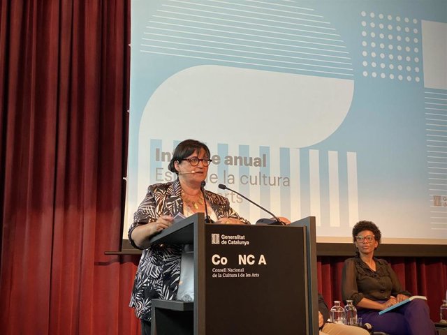 La presidenta del Consell Nacional de la Cultura i les Arts (CoNCA), Vinyet Panyella, en la presentación del 'Informe anual sobre el estado de la cultura y de las artes de 2021' ante el sector en Barcelona