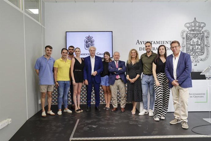 Presentación de la memoria del Tribunal Económico-Administrativo del Ayuntamiento de Granada .