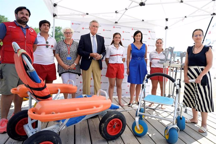 Presentación del servicio de baño adaptado en Santander.